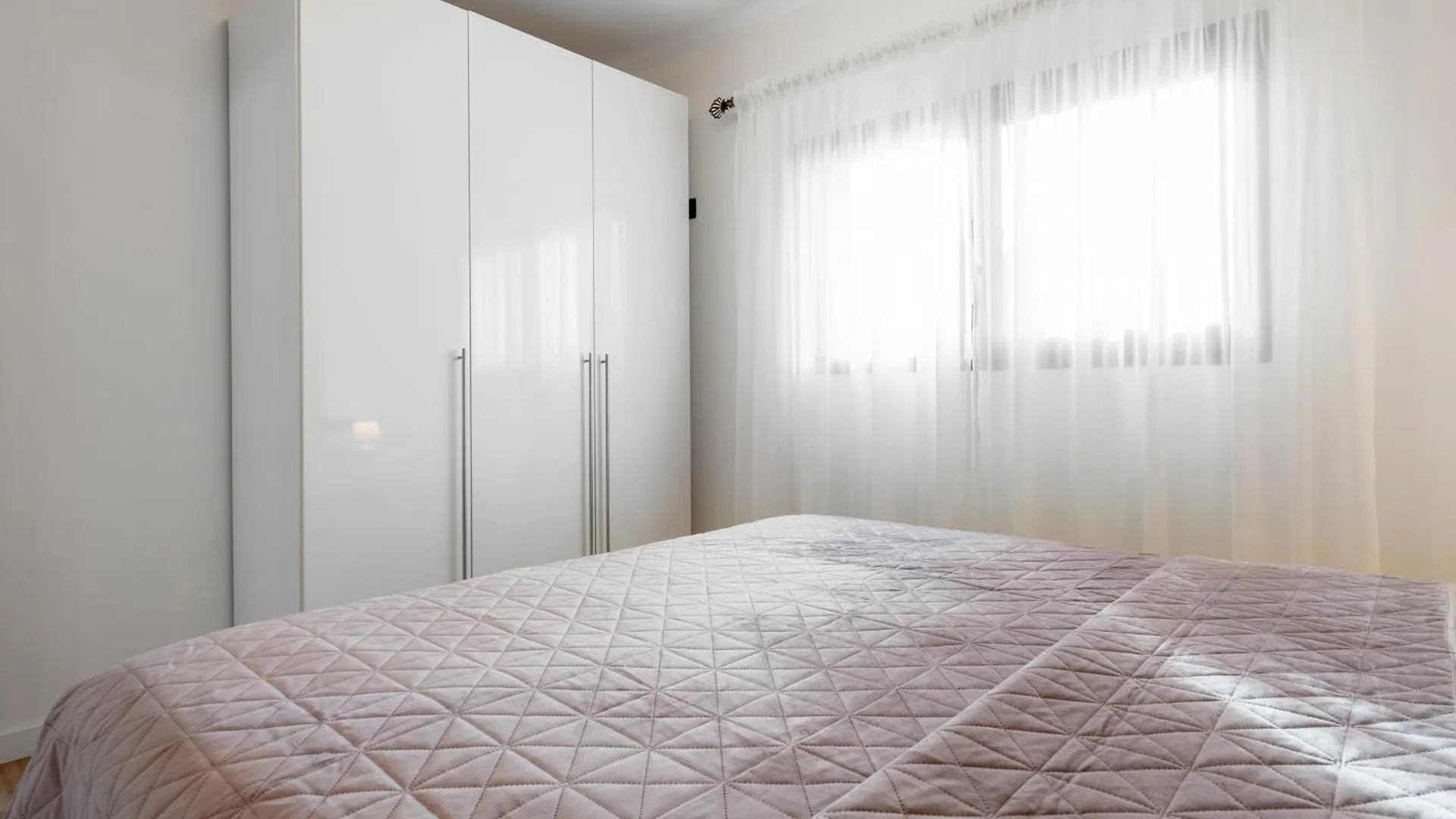 بيت للعطل فيلا Hauzify I Casa Somella فيلانوفا إي لا خيلترا
